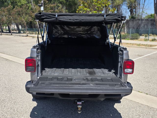 2020 Jeep Gladiator Sport | Reseda, CA | Angeles Auto Alliance