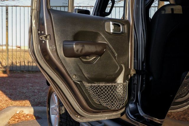 2020 Jeep Gladiator Sport 2020 Jeep Gladiator Sport