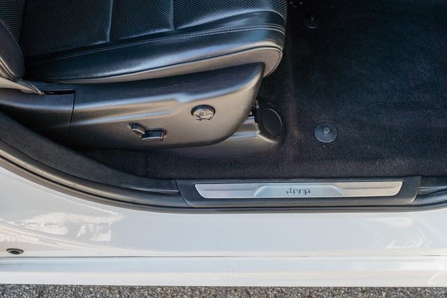 2020 Jeep Grand Cherokee High Altitude 4X4 / ONE OWNER / LOADED | Austin, TX | Rocky Mountain Truck Stop Austin 2020 Jeep Grand Cherokee High Altitude 4X4 / ONE OWNER / LOADED | Austin, TX | Rocky Mountain Truck Stop Austin