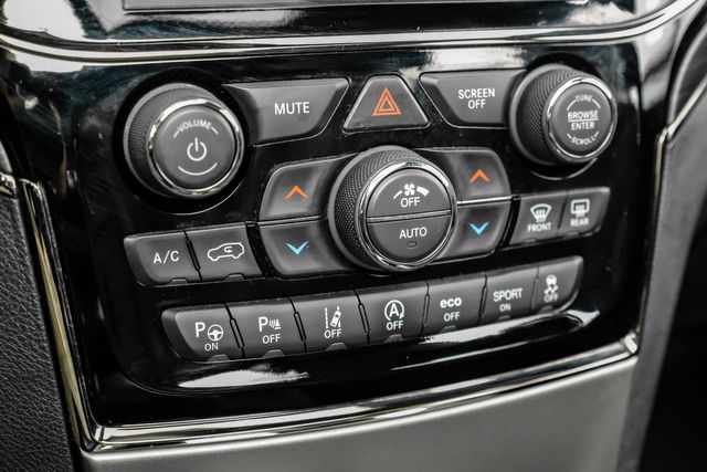 2020 Jeep Grand Cherokee Limited X 2BGpkg ProTechIIpkg PanoRoof | Dallas, TX | Stevens Motor Company LLC