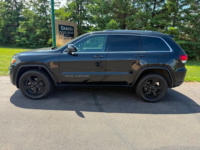 2020 Jeep Grand Cherokee Laredo | Farmington, MN | Dakota Motor Company 