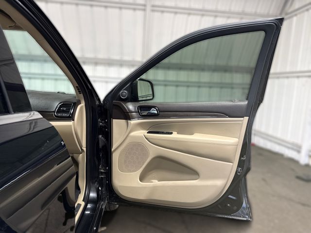 2020 Jeep Grand Cherokee Overland | Houston, TX | Texas Star Motors 2020 Jeep Grand Cherokee Overland | Houston, TX | Texas Star Motors