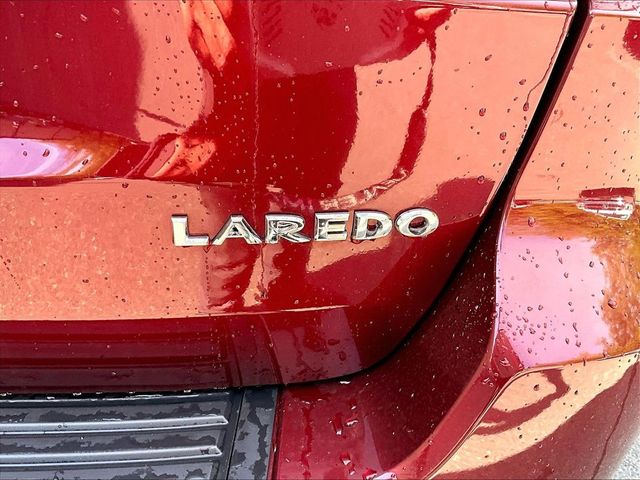 2020 Jeep Grand Cherokee Laredo E