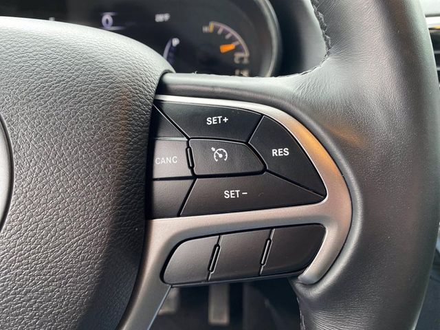 2020 Jeep Grand Cherokee Laredo