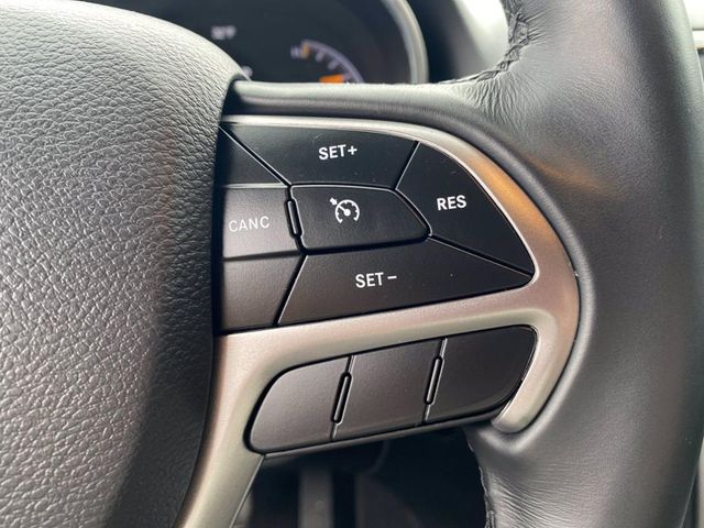 2020 Jeep Grand Cherokee Laredo