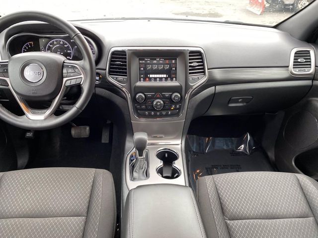 2020 Jeep Grand Cherokee Laredo