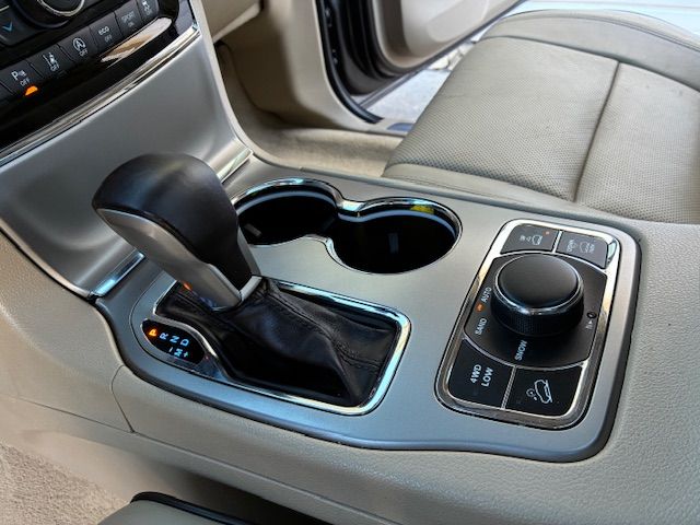 2020 Jeep Grand Cherokee Overland 2020 Jeep Grand Cherokee Overland