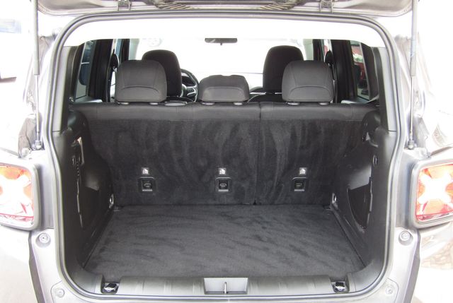 2020 Jeep Renegade Latitude 4X4 Orange Edition | American Fork, Utah | Auto's Inc.