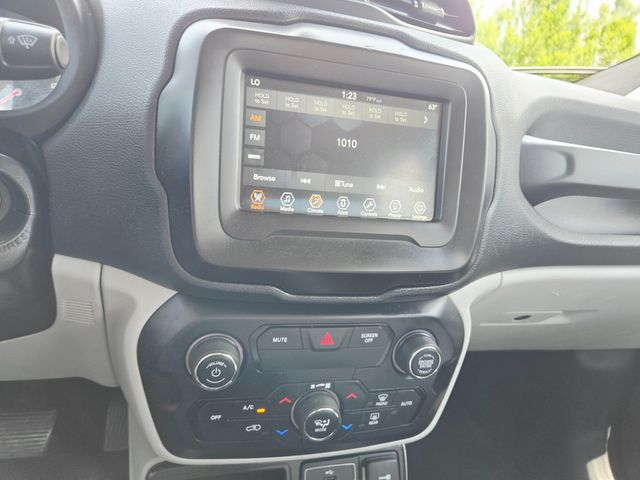 2020 Jeep Renegade Latitude | Ellisville, MO | AutoPort 2020 Jeep Renegade Latitude | Ellisville, MO | AutoPort