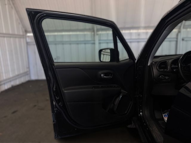 2020 Jeep Renegade Latitude | Houston, TX | Texas Star Motors 2020 Jeep Renegade Latitude | Houston, TX | Texas Star Motors