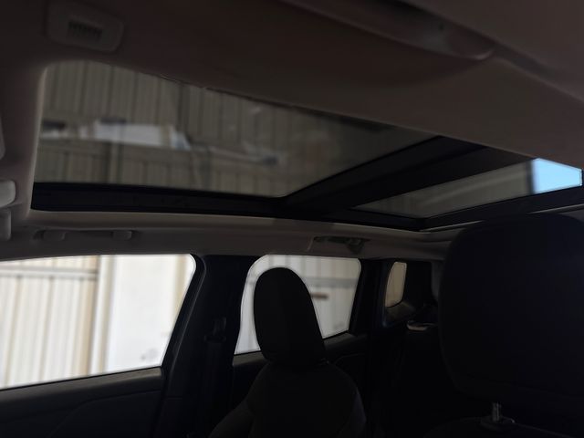 2020 Jeep Renegade Latitude | Houston, TX | Texas Star Motors 2020 Jeep Renegade Latitude | Houston, TX | Texas Star Motors