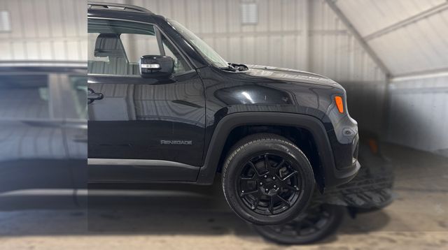2020 Jeep Renegade Latitude | Houston, TX | Texas Star Motors 2020 Jeep Renegade Latitude | Houston, TX | Texas Star Motors