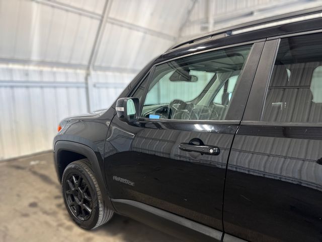 2020 Jeep Renegade Latitude | Houston, TX | Texas Star Motors 2020 Jeep Renegade Latitude | Houston, TX | Texas Star Motors