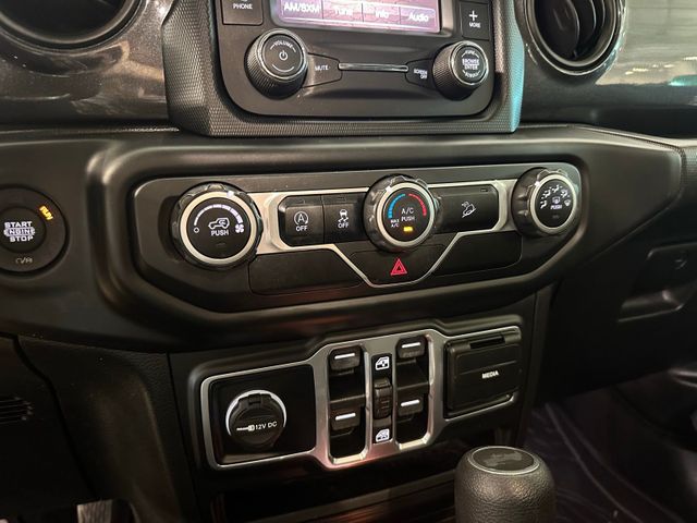 2020 Jeep Wrangler Unlimited Sport Altitude | Irving, Texas | Hopper Motorplex 2020 Jeep Wrangler Unlimited Sport Altitude | Irving, Texas | Hopper Motorplex