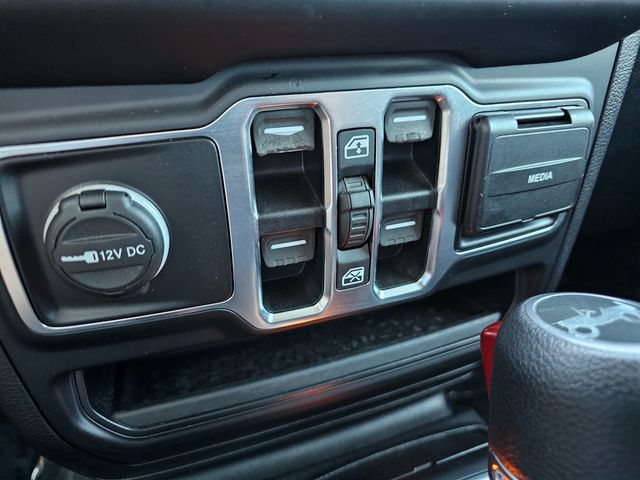 2020 Jeep Wrangler Unlimited Sport S | Brownsville TX | English Motors 2020 Jeep Wrangler Unlimited Sport S | Brownsville TX | English Motors