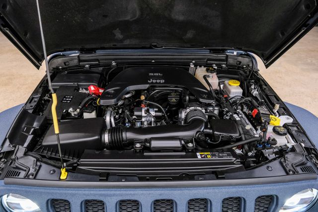 2020 Jeep Wrangler Unlimited, Altitude,DUPONT KEVLAR, LIFTED, 20K | Carrollton, TX | Texas Vehicle Exchange