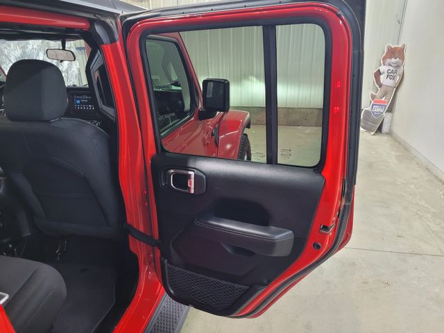 2020 Jeep Wrangler Unlimited Sahara - Warranty Financing Transparent Pricing | Dickinson, ND | Autorama Auto Sales and Rentals 2020 Jeep Wrangler Unlimited Sahara - Warranty Financing Transparent Pricing | Dickinson, ND | Autorama Auto Sales and Rentals
