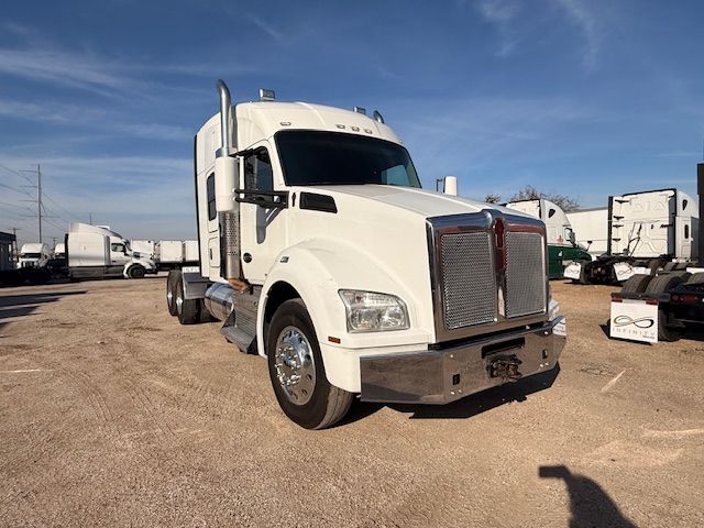 2020 Kenworth T880  | Dallas, TX | Infinity Trucks