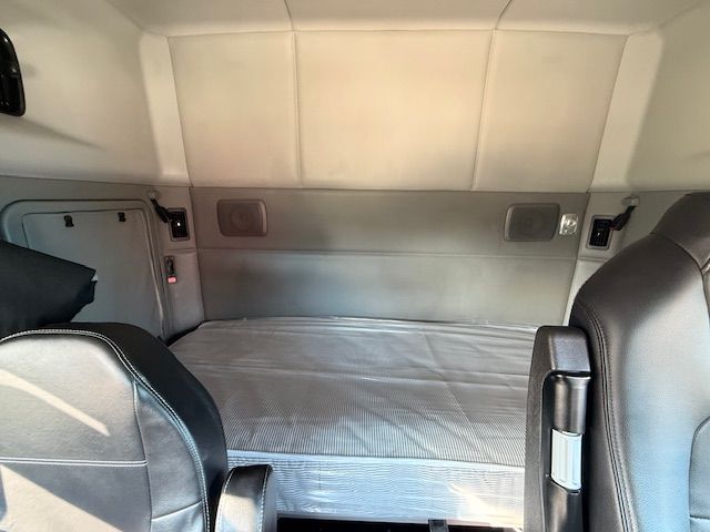 2020 Kenworth T880  | Dallas, TX | Infinity Trucks