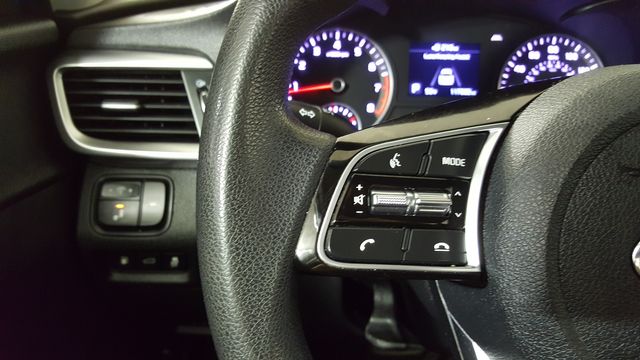 2020 Kia Optima LX | Carrollton, TX | Legend Motorcars of Carrollton 2020 Kia Optima LX | Carrollton, TX | Legend Motorcars of Carrollton