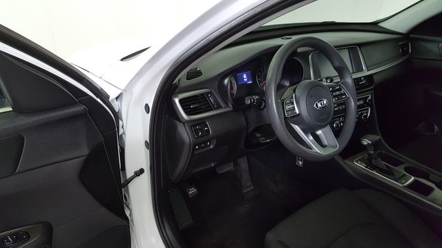 2020 Kia Optima LX | Carrollton, TX | Legend Motorcars of Carrollton 2020 Kia Optima LX | Carrollton, TX | Legend Motorcars of Carrollton