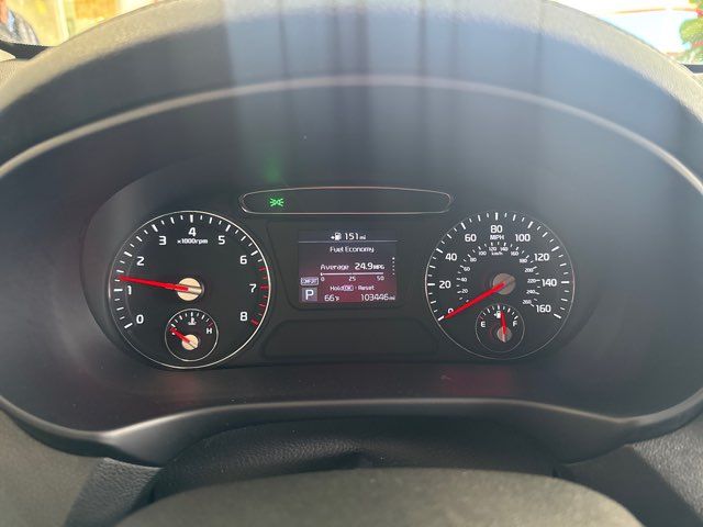 2020 Kia Sorento S | Rome, GA | Knight's Car Store 2020 Kia Sorento S | Rome, GA | Knight's Car Store