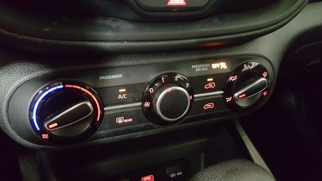 2020 Kia Soul LX | Carrollton, TX | Legend Motorcars of Carrollton 2020 Kia Soul LX | Carrollton, TX | Legend Motorcars of Carrollton