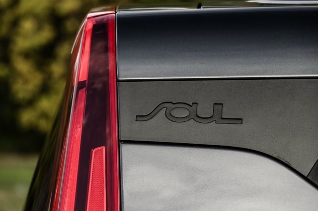 2020 Kia Soul LX 7" Touchscreen Apple Car/Android Backup Cam BT 2020 Kia Soul LX 7" Touchscreen Apple Car/Android Backup Cam BT