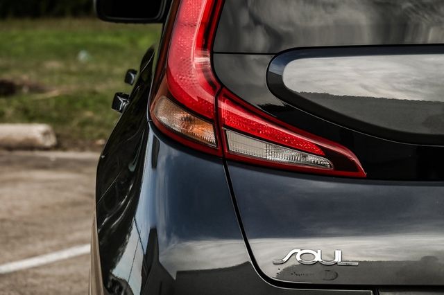 2020 Kia Soul LX 7" Touchscreen Apple Car/Android Backup Cam BT 2020 Kia Soul LX 7" Touchscreen Apple Car/Android Backup Cam BT