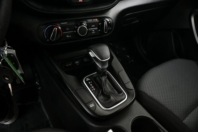 2020 Kia Soul LX 7" Touchscreen Apple Car/Android Backup Cam BT 2020 Kia Soul LX 7" Touchscreen Apple Car/Android Backup Cam BT