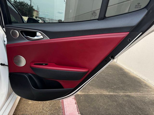 2020 Kia Stinger GT1