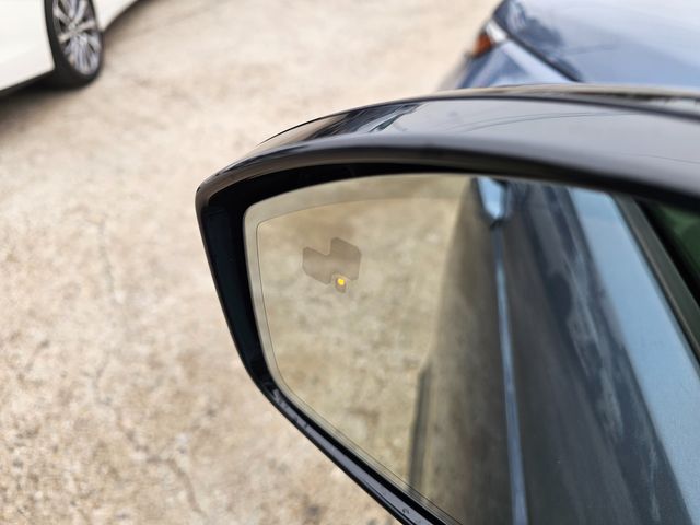 2020 Land Rover Discovery Sport P250 SE | Brownsville TX | English Motors 2020 Land Rover Discovery Sport P250 SE | Brownsville TX | English Motors