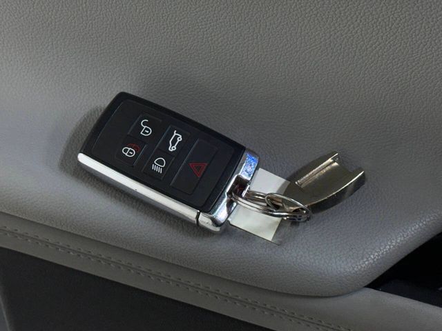 2020 Land Rover Range Rover Evoque First Edition | Houston, TX | Houston Auto Credit 2020 Land Rover Range Rover Evoque First Edition | Houston, TX | Houston Auto Credit