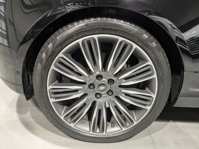 2020 Land Rover Range Rover Supercharged LWB | Lake Forest IL | Executive Motor Carz