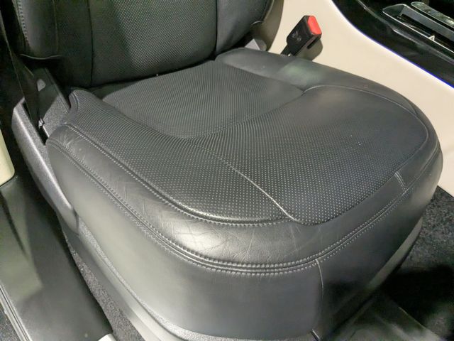 2020 Land Rover Range Rover Supercharged LWB | Lake Forest IL | Executive Motor Carz