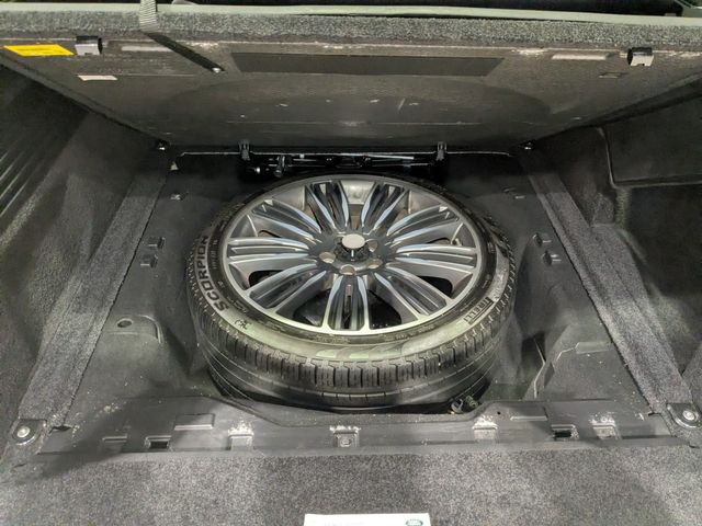 2020 Land Rover Range Rover Supercharged LWB | Lake Forest IL | Executive Motor Carz