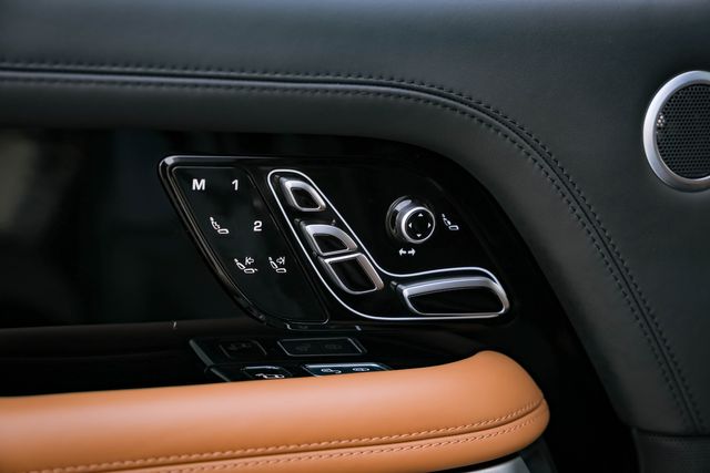 2020 Land Rover Range Rover SVAutobiography | Mesquite, TX | Texas Autos Direct 2020 Land Rover Range Rover SVAutobiography | Mesquite, TX | Texas Autos Direct