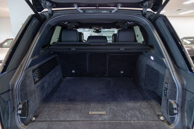 2020 Land Rover Range Rover P525 HSE 5.0L Supercharged V8 518hp SVO Portofino Blue Metallic