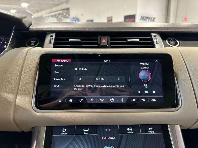 2020 Land Rover Range Rover Sport HSE 20" 5 Split-Spoke Panoramic Sunroof | Irving, Texas | Hopper Motorplex 2020 Land Rover Range Rover Sport HSE 20" 5 Split-Spoke Panoramic Sunroof | Irving, Texas | Hopper Motorplex