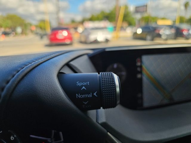 2020 Lexus ES 350 Base | Brownsville TX | English Motors 2020 Lexus ES 350 Base | Brownsville TX | English Motors