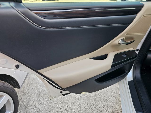 2020 Lexus ES 350 Base | Brownsville TX | English Motors 2020 Lexus ES 350 Base | Brownsville TX | English Motors