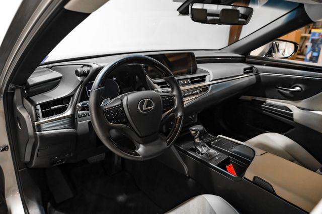 2020 Lexus ES 350 Base