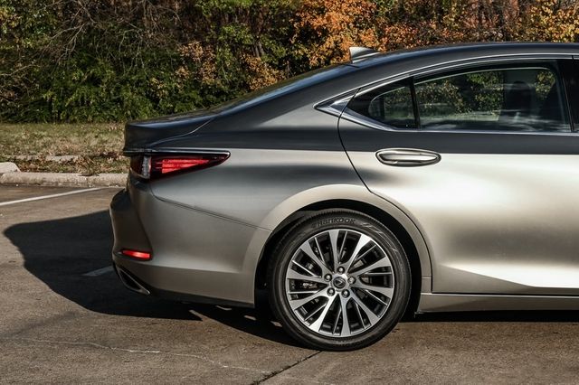 2020 Lexus ES 350 Premium Pk Wireless Charger Moonroof Blindspot Nav 2020 Lexus ES 350 Premium Pk Wireless Charger Moonroof Blindspot Nav