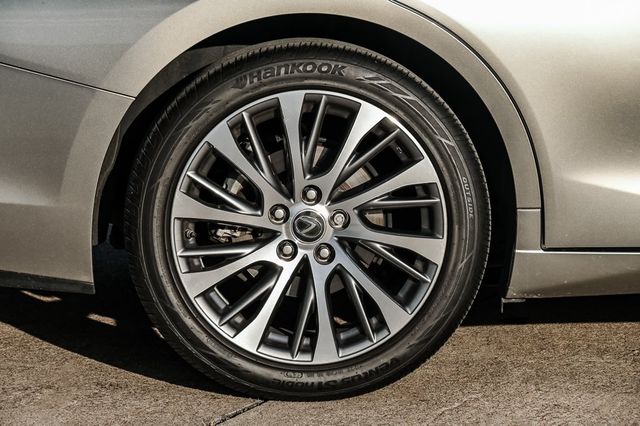 2020 Lexus ES 350 Premium Pk Wireless Charger Moonroof Blindspot Nav 2020 Lexus ES 350 Premium Pk Wireless Charger Moonroof Blindspot Nav