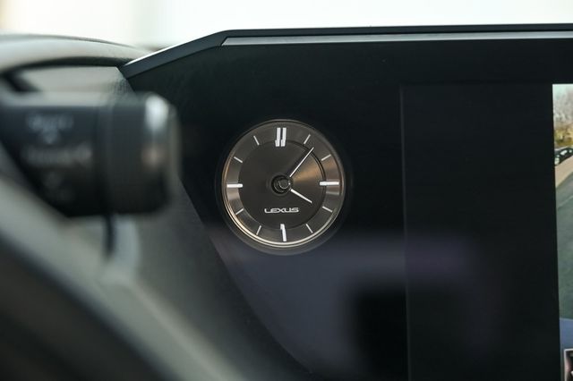 2020 Lexus ES 350 Premium Pk Wireless Charger Moonroof Blindspot Nav