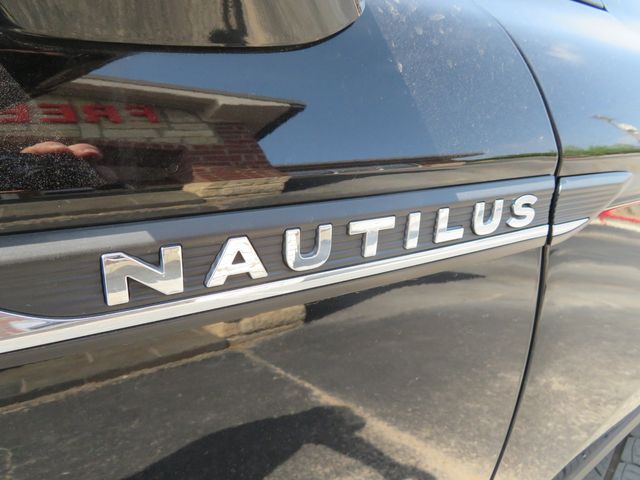 2020 Lincoln Nautilus
