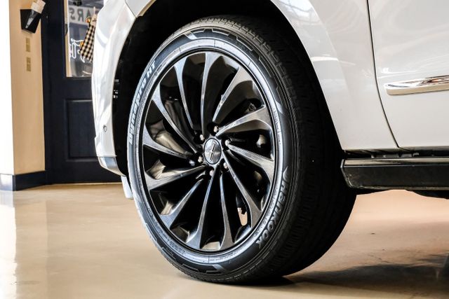 2020 Lincoln Navigator L Reserve | Addison, TX | Mr Car Guys 2020 Lincoln Navigator L Reserve | Addison, TX | Mr Car Guys