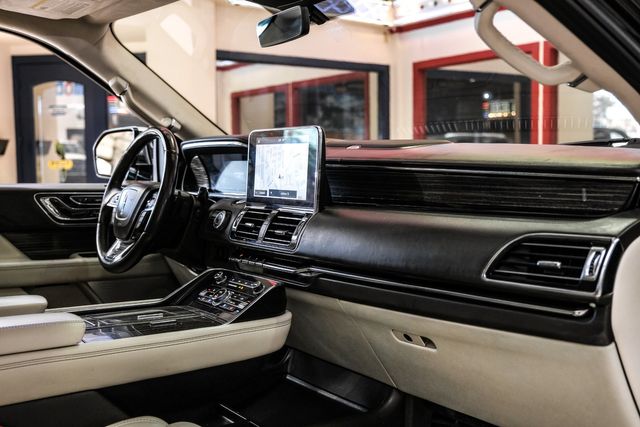 2020 Lincoln Navigator L Black Label
