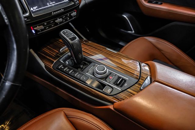 2020 Maserati Levante S GranLusso BIANCO ALPI 3Coat 21" HELIOS $101k MSR | Dallas, TX | East Dallas Diesel 2020 Maserati Levante S GranLusso BIANCO ALPI 3Coat 21" HELIOS $101k MSR | Dallas, TX | East Dallas Diesel