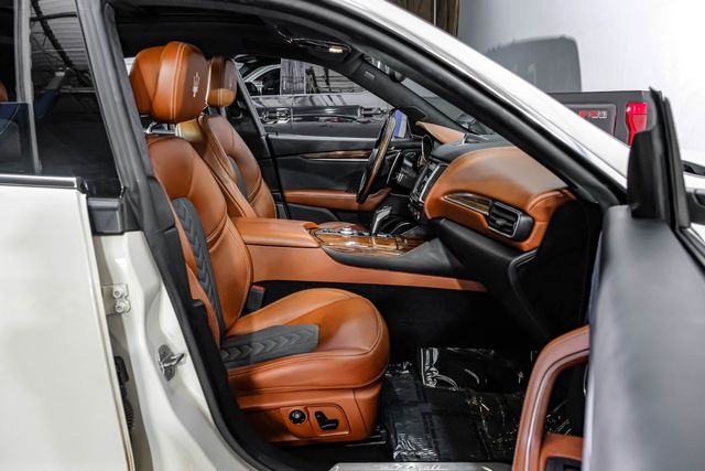 2020 Maserati Levante S GranLusso BIANCO ALPI 3Coat 21" HELIOS $101k MSR | Dallas, TX | East Dallas Diesel 2020 Maserati Levante S GranLusso BIANCO ALPI 3Coat 21" HELIOS $101k MSR | Dallas, TX | East Dallas Diesel